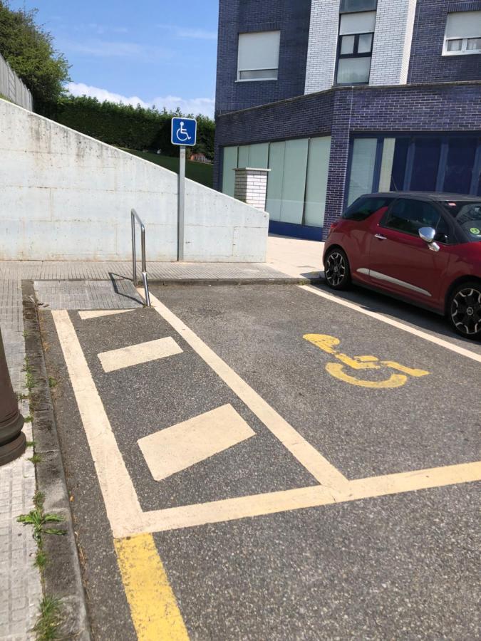Piso Con Garaje En Avilés Exterior foto